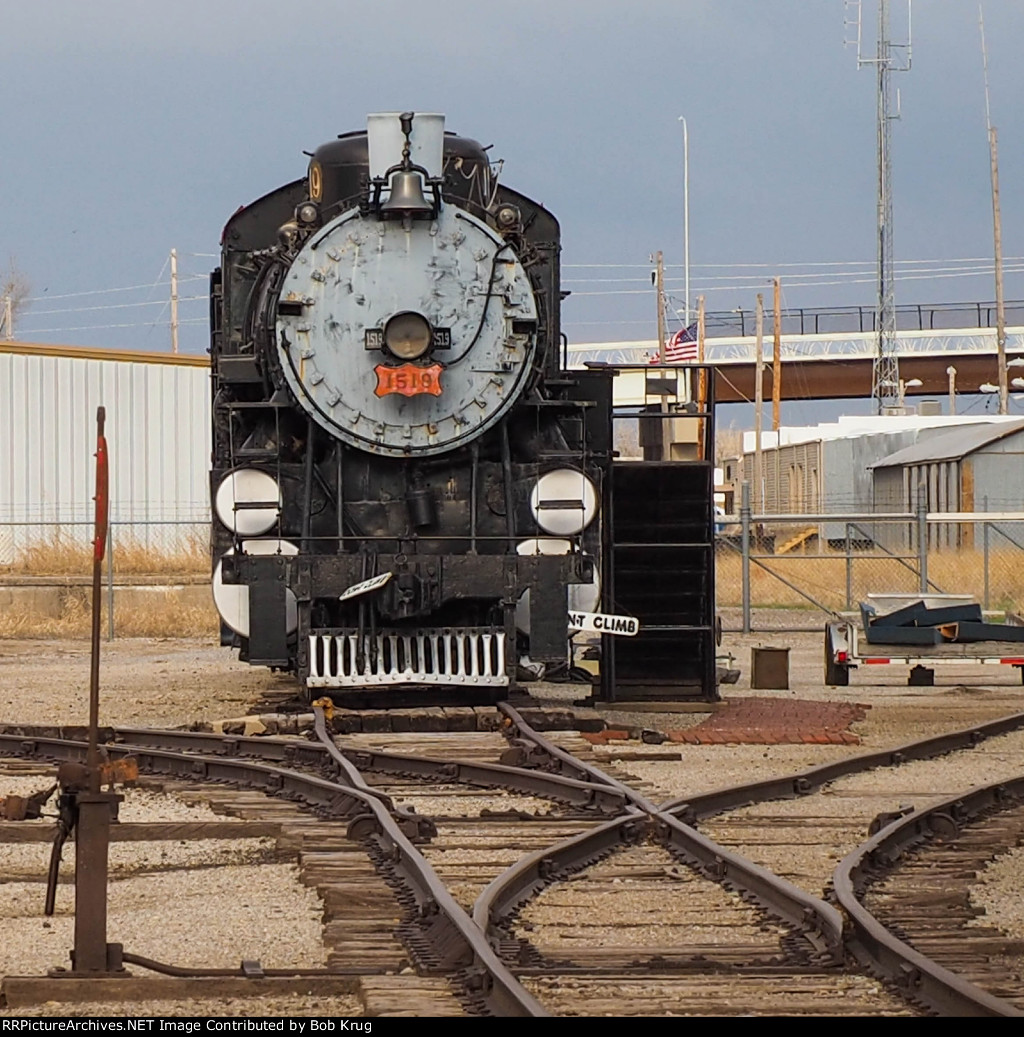 Frisco steam locomotive 1519 front end shot